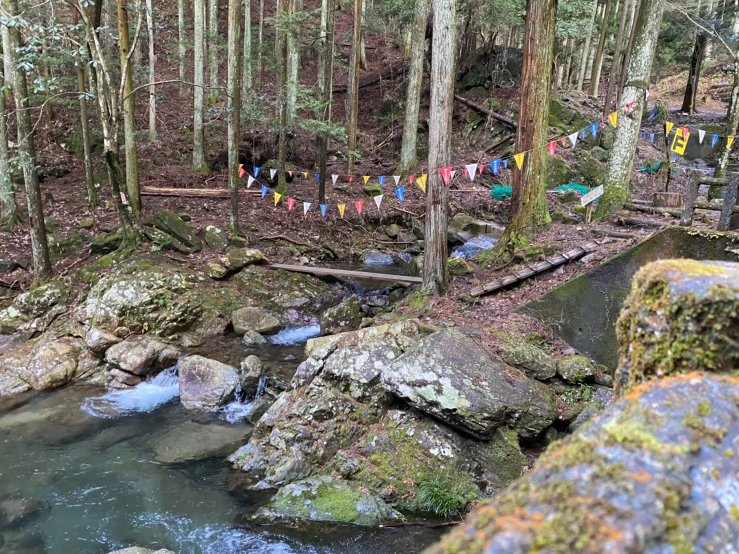 愛知県の穴場キャンプ場 名古屋近郊 くらがり渓谷キャンプ場 の情報まとめ 駐車場 トイレ 中部キャンプwalker